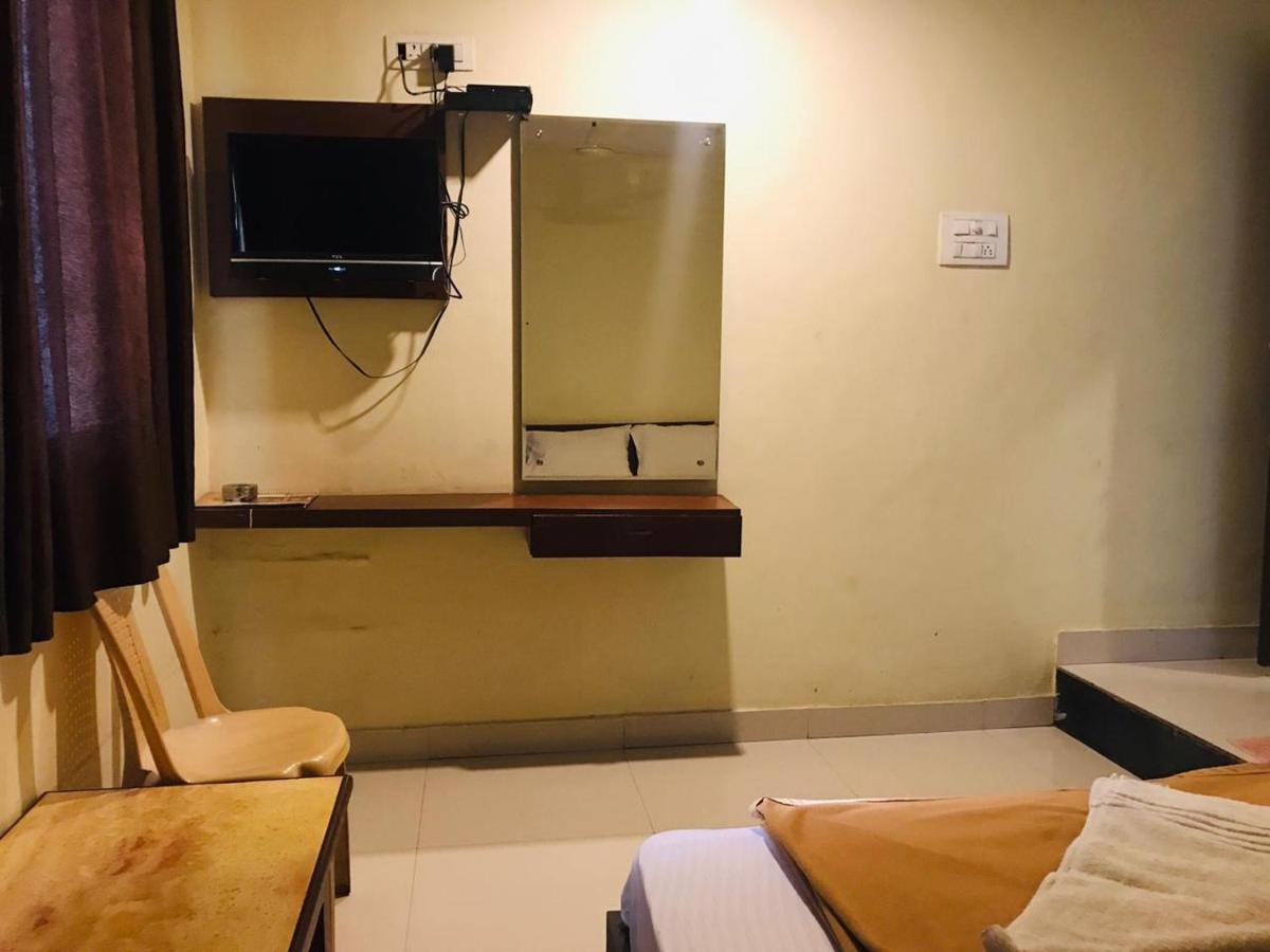 Staymaker Bright Palace Residency Simoga Kültér fotó